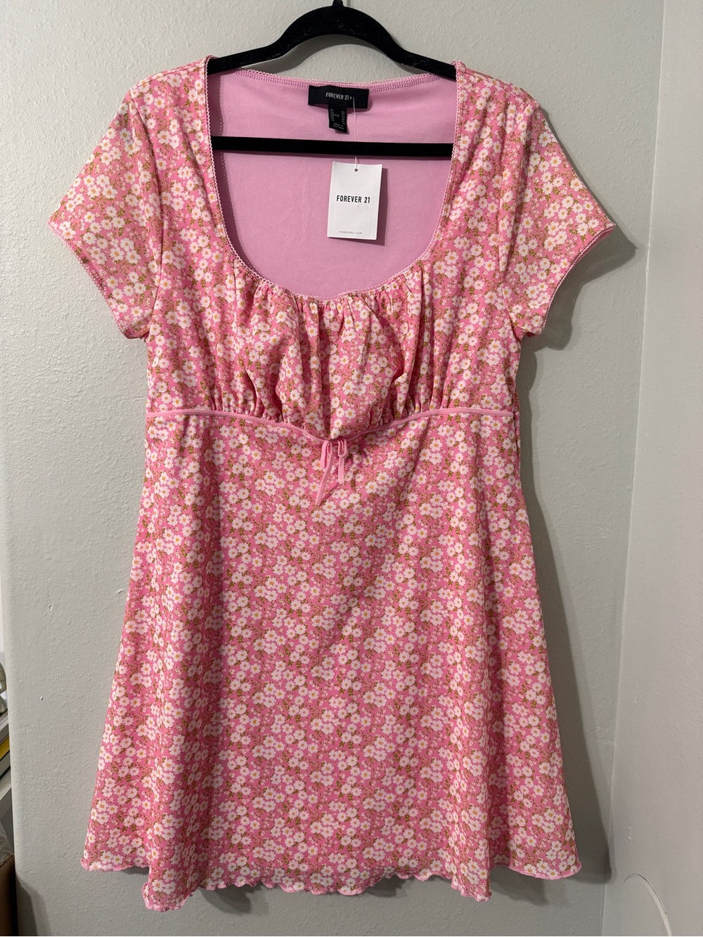 Baby Pink Ditsy Floral Forever 21 Mini Dress Cute Feminine Size 0X (XL) NWT